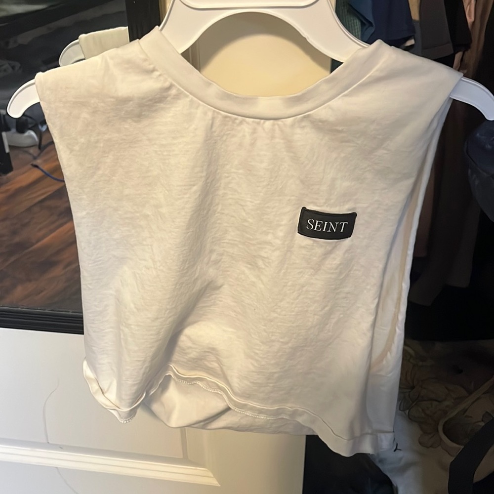 White cropped muscle tank top, only wore twice, in great condition